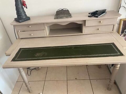 BUREAU DE TRAVAIL et d'ordinateur La Grande-Motte (34)