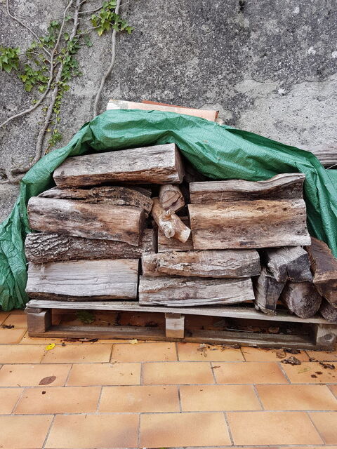 Bois de chauffage ch�ne 60 Belvianes-et-Cavirac (11)