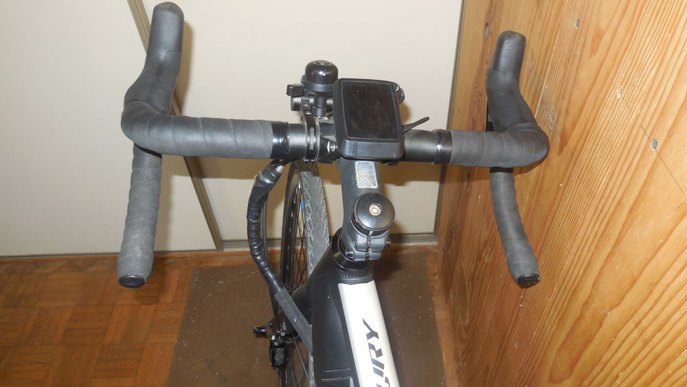 V&eacute;lo-Route-electrique 
Vélos