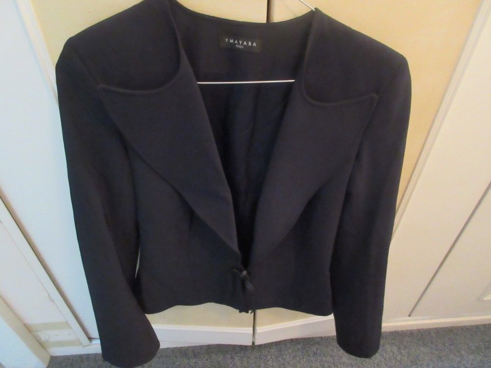 Jupe et veste
Vêtements