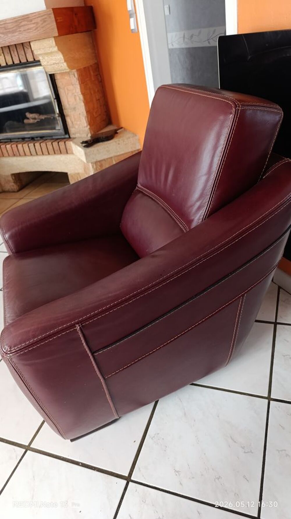 Canap&eacute; cuir 2 places et fauteuil Meubles