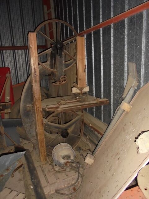 Déligneuse avec moteur 
330 Belluire (17)