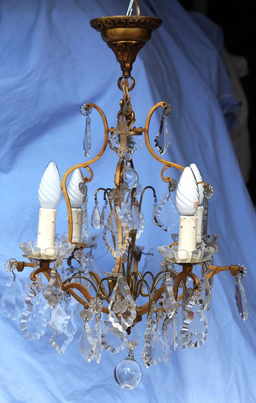 LUSTRE ANCIEN LAITON ET PAMPILLES E EN CRISTAL Décoration