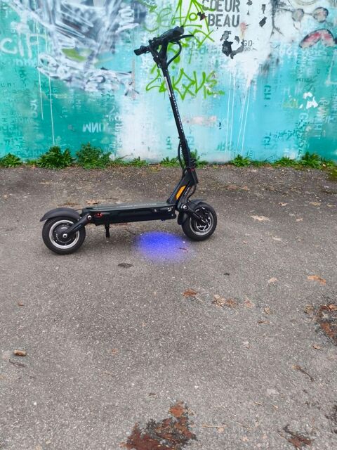 Dualtron Victor 60V30A + chargeur rapide 1000 Brest (29)