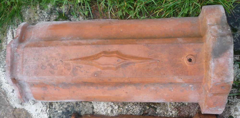 Lot de 6 Tuiles Fa&icirc;ti&egrave;re de toiture de diff&eacute;rentes tailles Bricolage