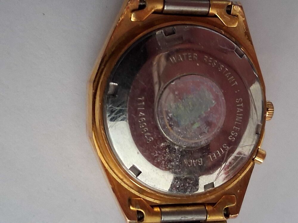montre m&eacute;canique fonctionne Bijoux et montres