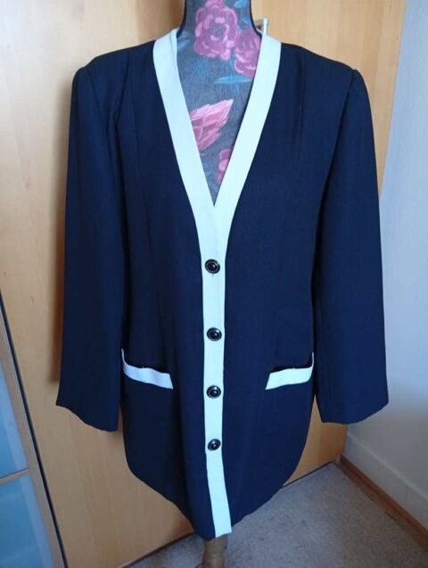 Veste T. 44/46 Rumeurs Confection 10 Courdimanche-sur-Essonne (91)