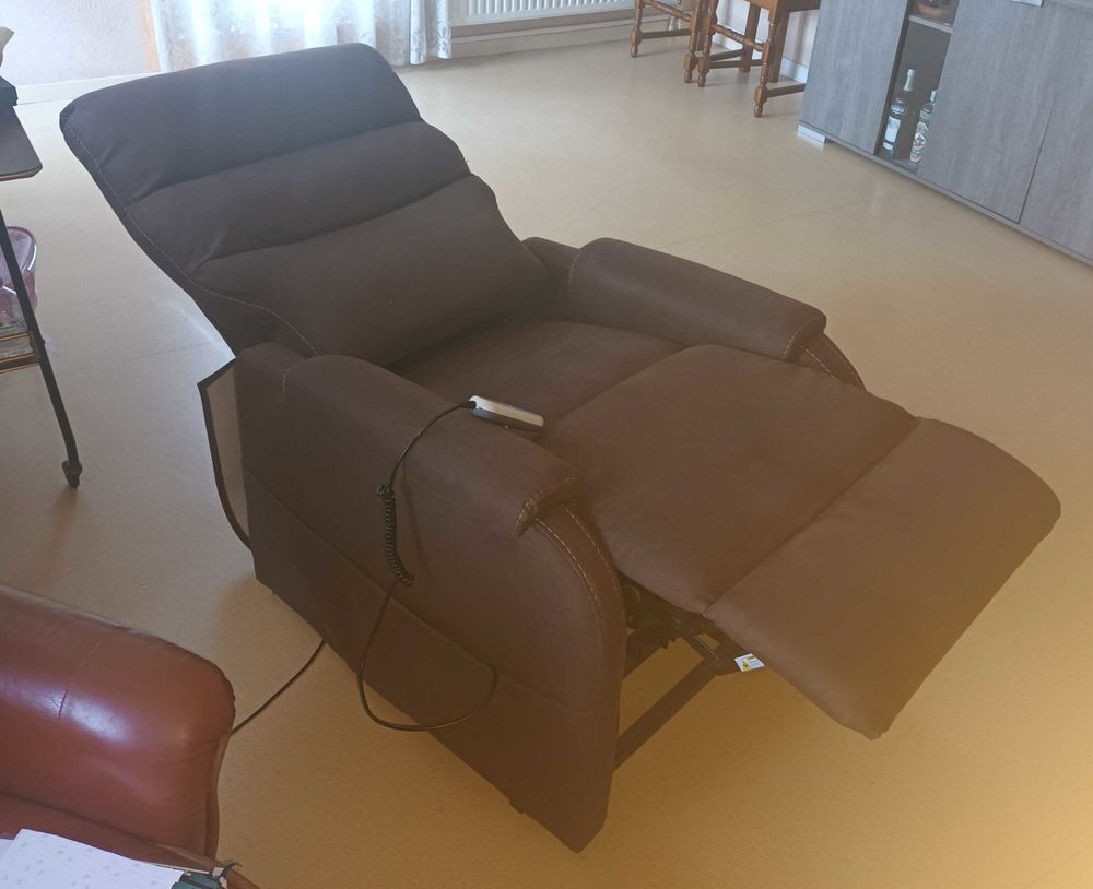 FAUTEUIL RELEVEUR Meubles