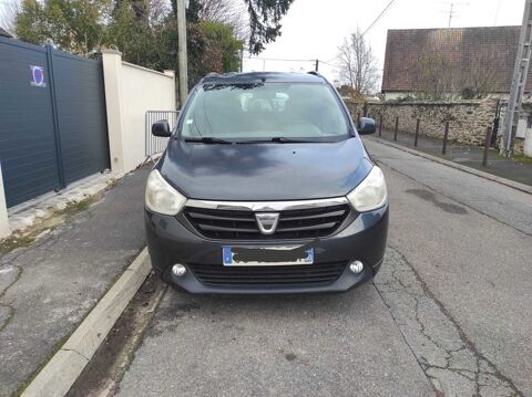 Dacia Lodgy 1.5 dCI 110 FAP 7 places Laur&eacute;ate 2012 occasion Puy-Guillaume 63290