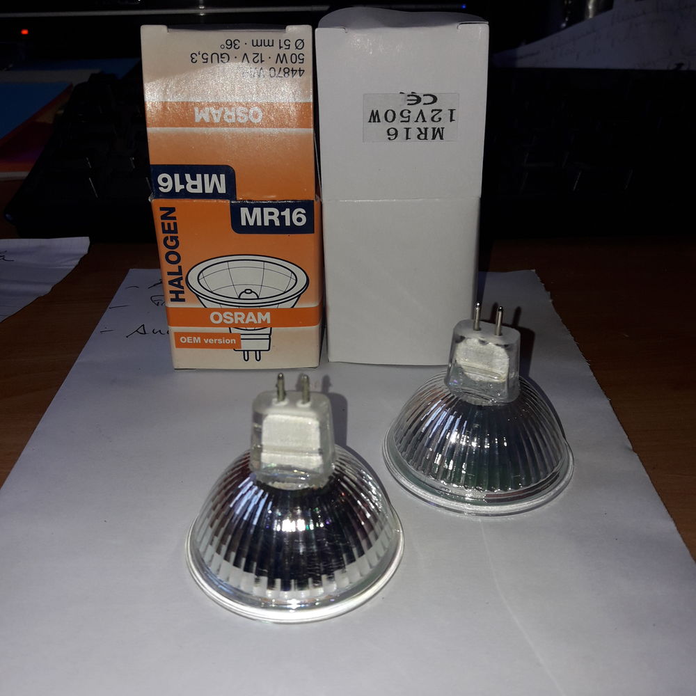Ampoules halog&egrave;nes MR 16 spot Bricolage