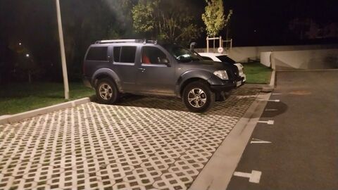 Nissan pathfinder 2.5 dCi 174 ch Confort A