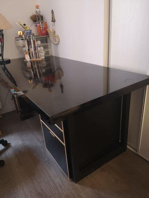 Bureau laqu noir HABITAT 80 Clamart (92)