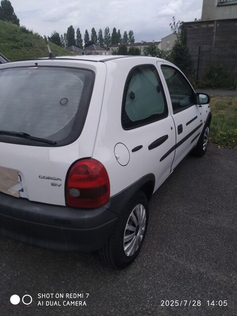 Opel corsa 1.0i 12S City