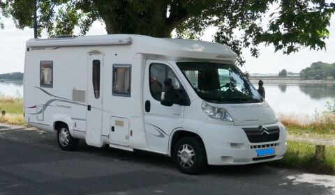 FLEURETTE Camping car 2009 occasion Sainte-Luce-sur-Loire 44980