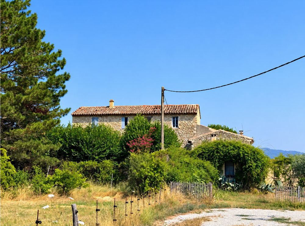 Vente Maison Mas provençal en pierre à rénover  CRESTET (84) Crestet