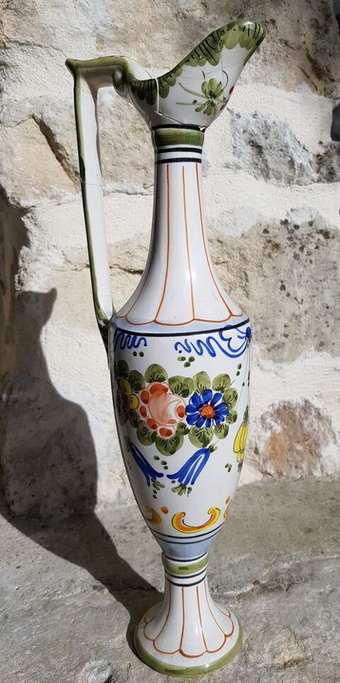 Cruche ancienne de SAN MARINO (Italie) 10 Chomrac (07)