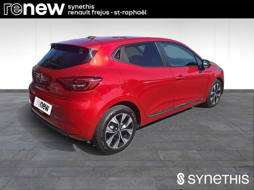 Clio V Clio SCe 65 Evolution 2023 occasion 83600 Fr&eacute;jus