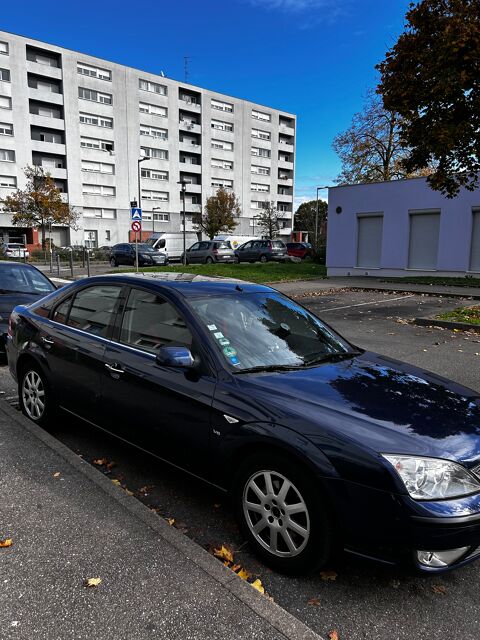 Ford mondeo 2.0i Ghia A