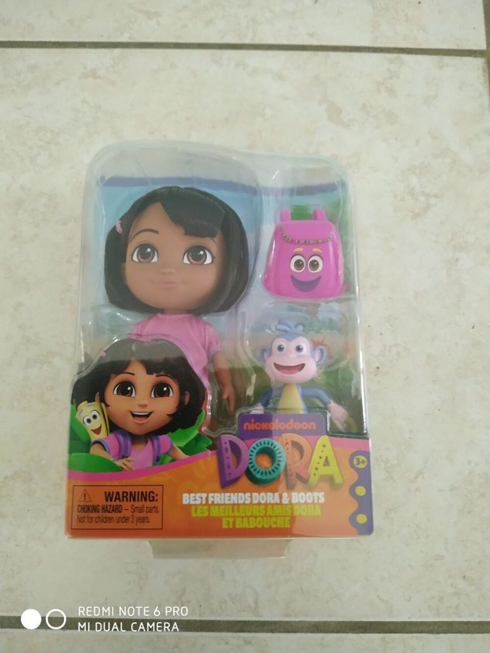 Poup&eacute;e Dora 15 cm et figurine Babouche (Neufs) Jeux / jouets