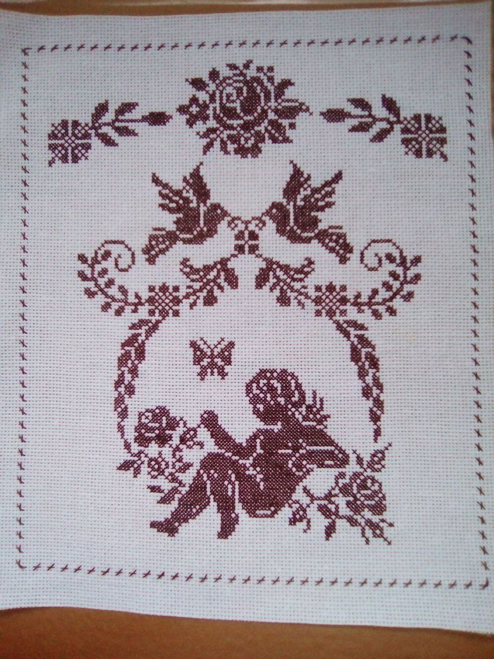 Broderie oiseau et message "Pace et Salute" et bien d'autres Décoration