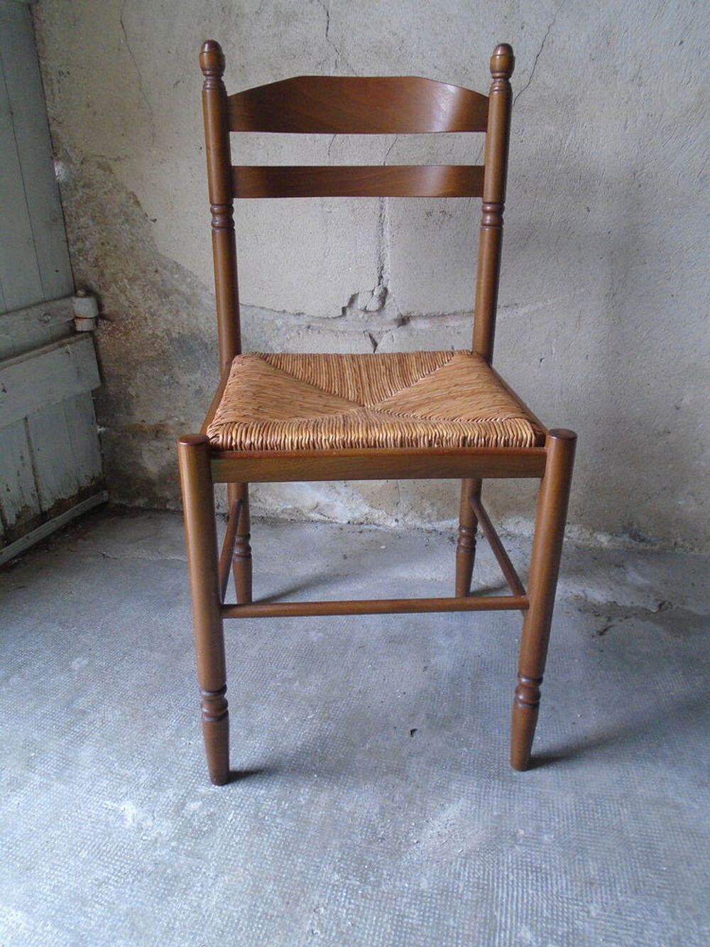 TABLE RONDE Meubles