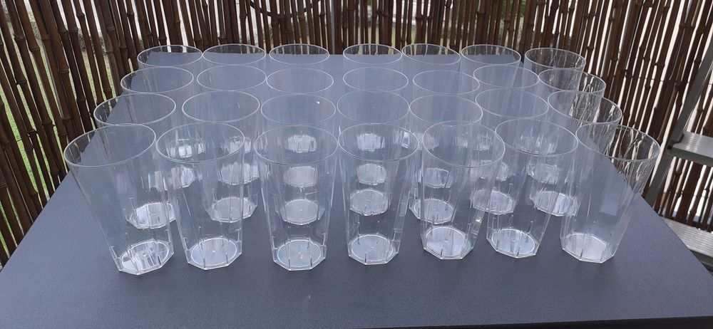 Lot de 20 verres neuf plastique rigide Dcoration