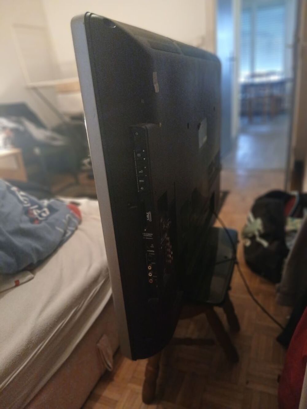 TV TOSHIBA 107 CM LED Photos/Video/TV