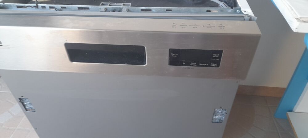 LAVE VAISSELLE ENCASTRABLE BEKO garanti mai 2027 Electroménager