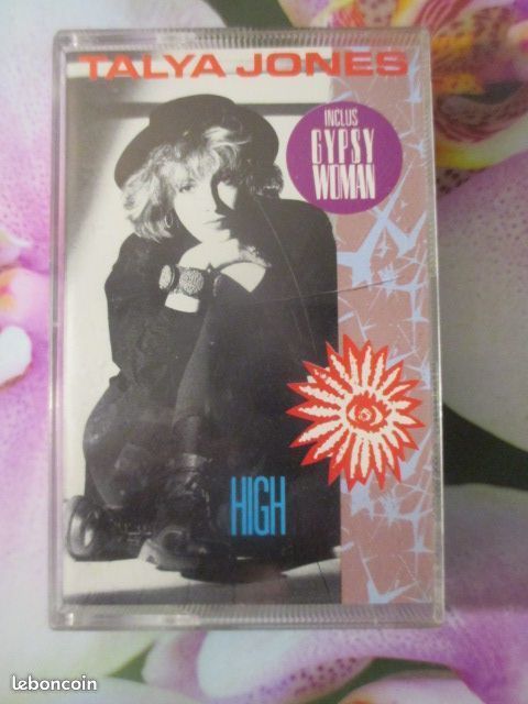 Cassette audio Talya Jones 
7 H�rouville-Saint-Clair (14)