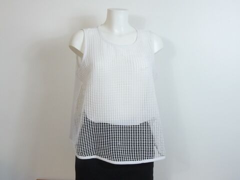 Double Top Blanc Ajour� Devant sans manches- Yessica 10 Paris 15 (75)