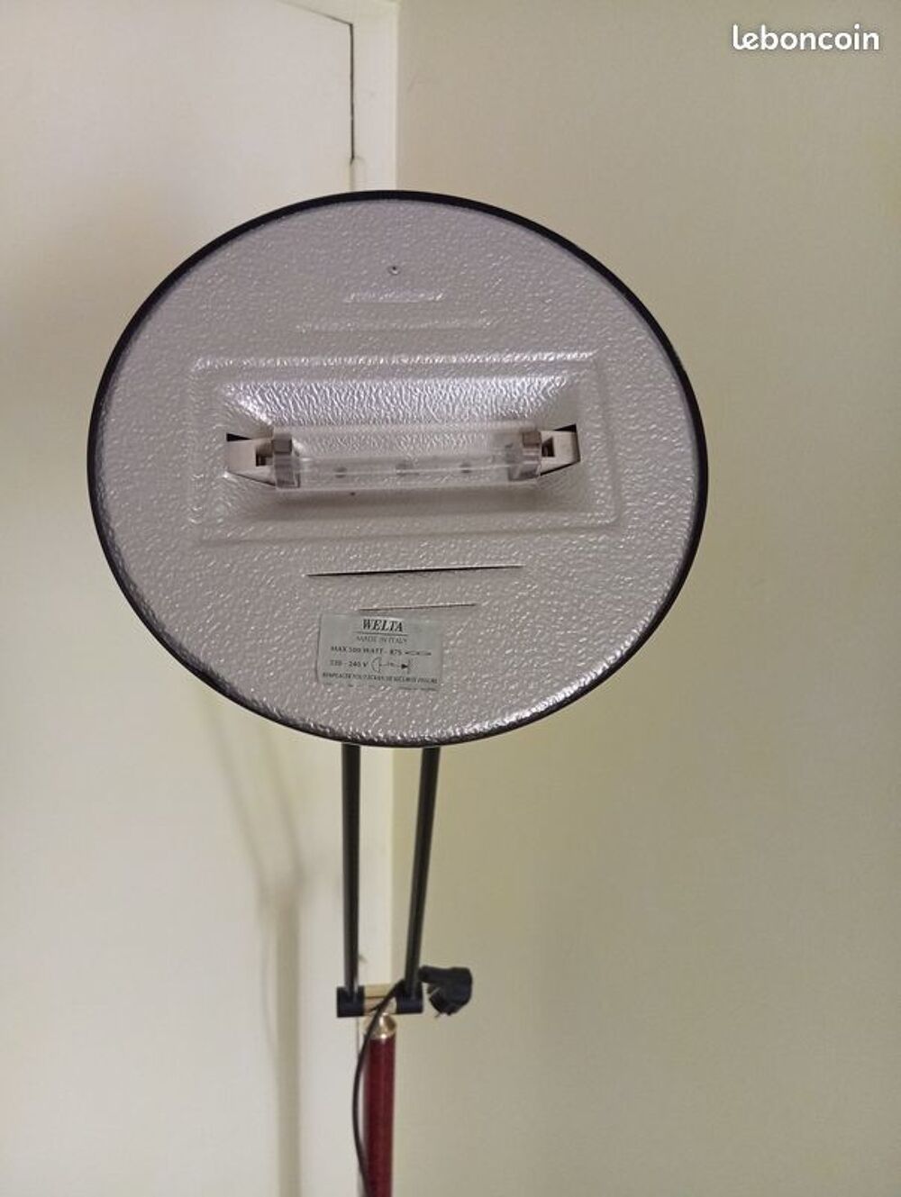 Lampe halog&egrave;ne sur pied Décoration