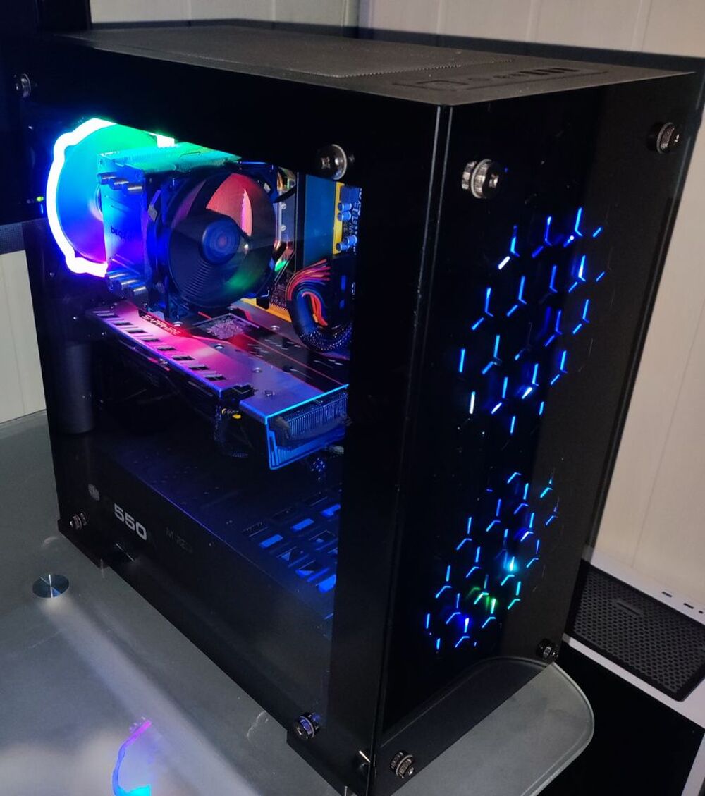 PC Gamers reconditionn&eacute; - Ryzen 5 3500 X- RX 570 Sapphire 8 Matériel informatique