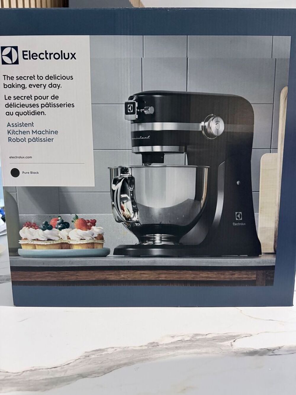Robot p&acirc;tissier Electrolux S&eacute;rie 7 €" 2 bols + accessoires €" NEUF Electroménager
