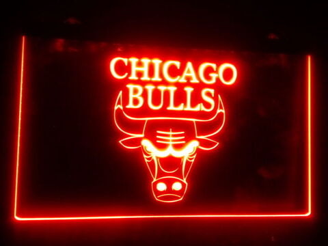 Enseigne lumineuse Chicago Bulls
40 Nancy (54)