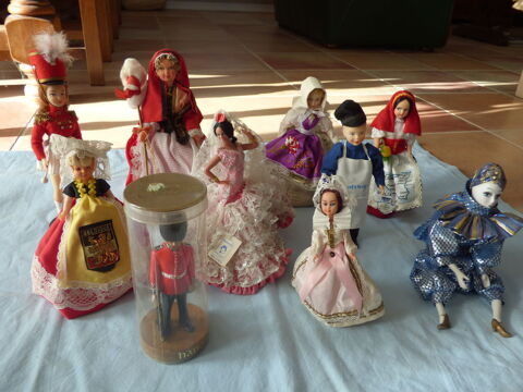 Poup�es de collection 5 Lavaur (81)