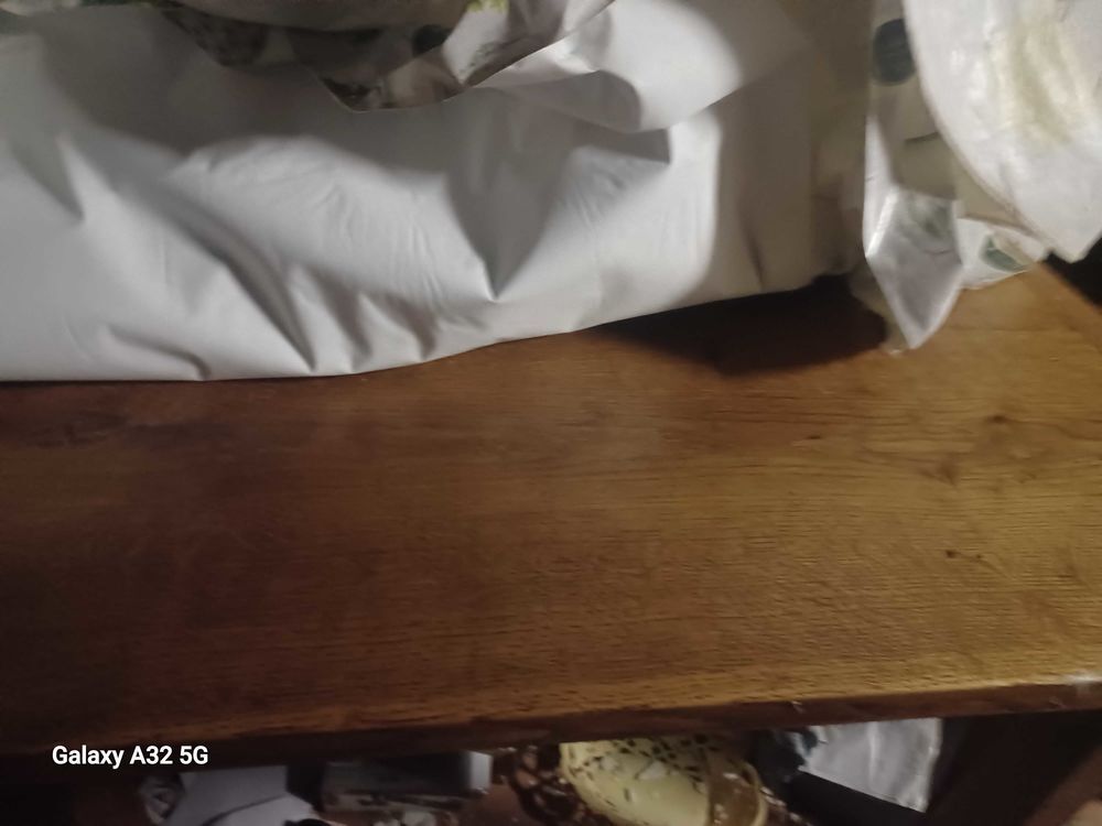 table 4 personnes plus chaise Macif Meubles