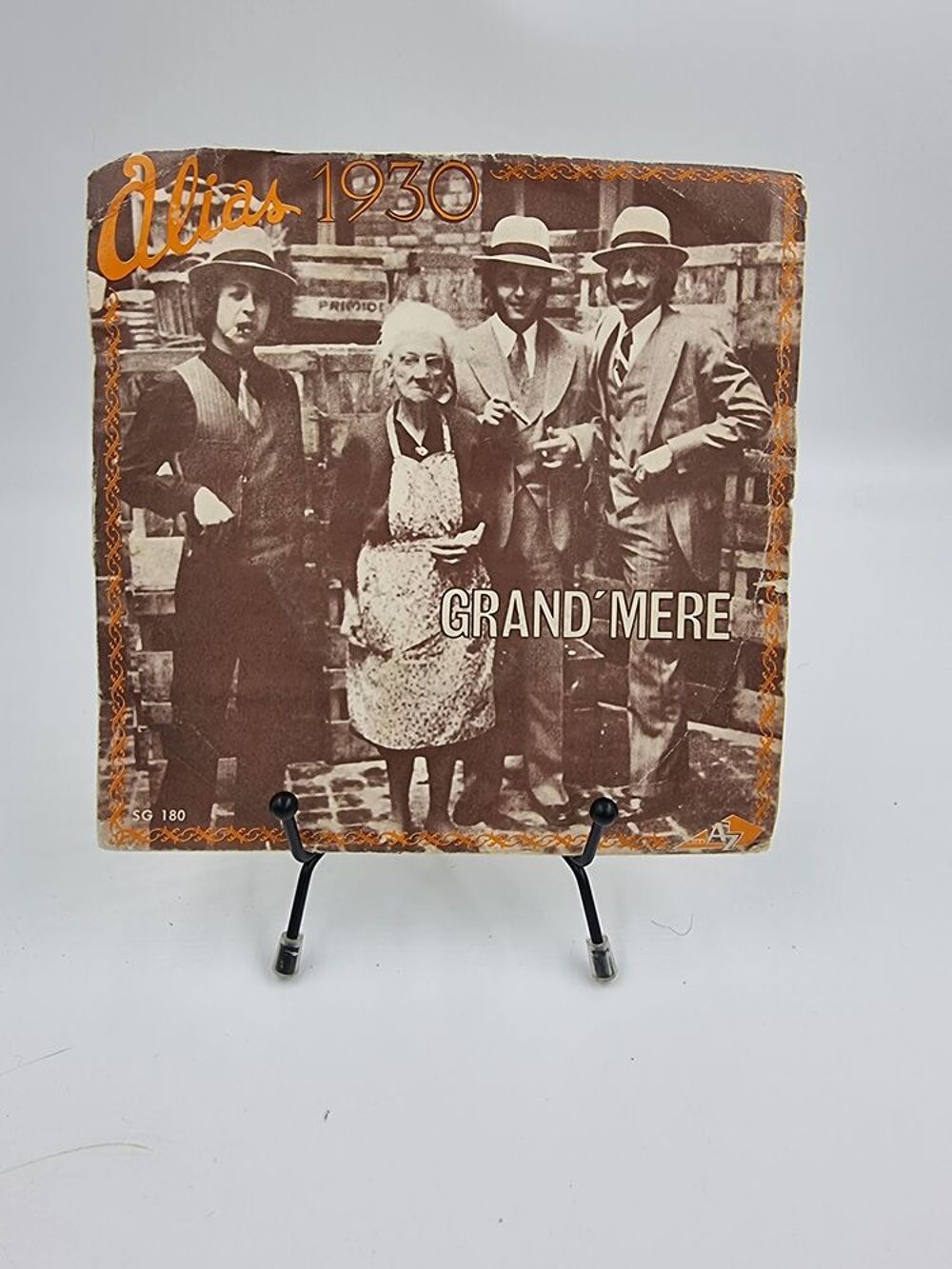 Vinyle 45 tours Alias 1930 : Grand' M&egrave;re avec fourreau CD et vinyles
