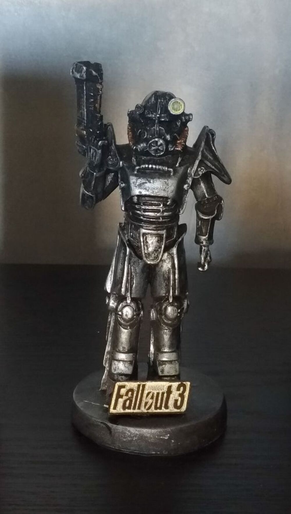 Fallout 3 statuette en r&eacute;sine Consoles et jeux vidéos