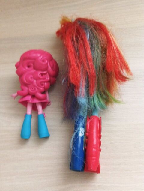 poupées Equestria Girls my little ponny pinkie pie et rainbow Dash Niort (79)