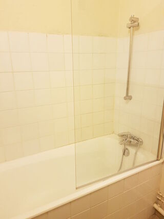  Appartement à louer 3 pièces 68 m²