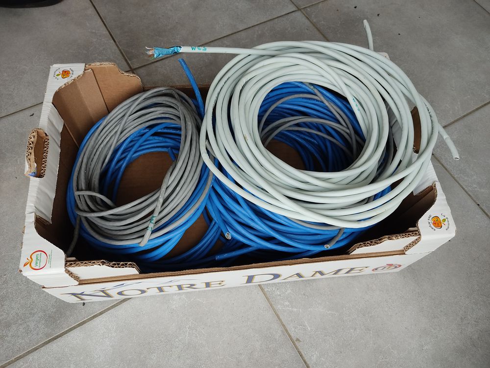 Chutes courtes de c&acirc;ble Ethernet informatique / t&eacute;l&eacute;phonie C Bricolage
