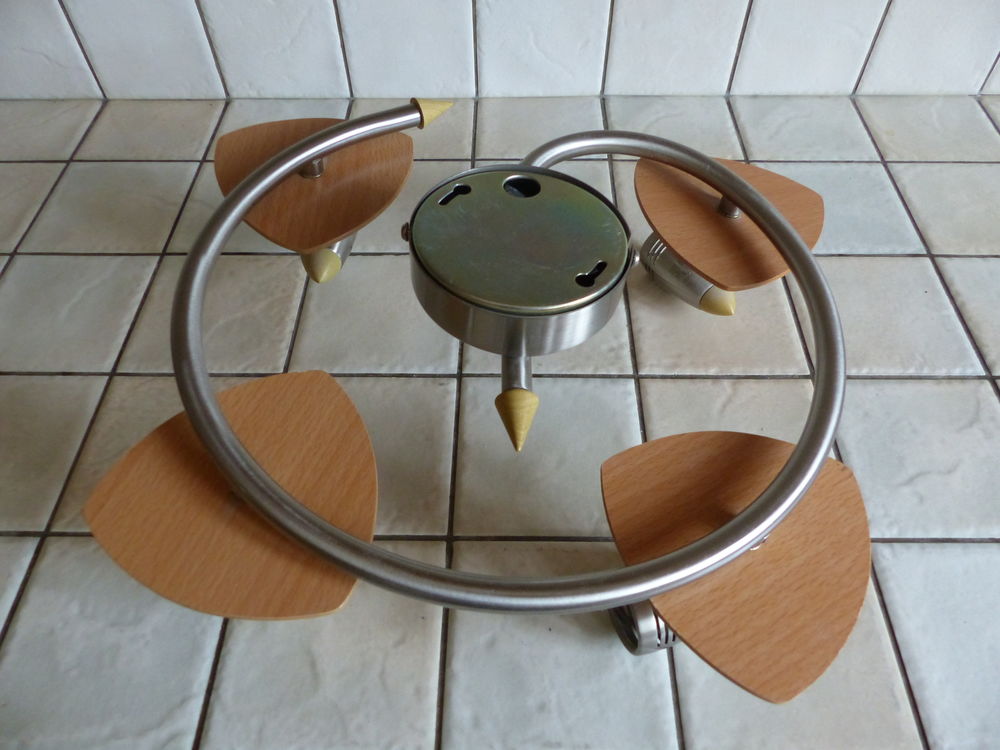 Plafonnier m&eacute;tal et bois 4 lampes orientables Décoration