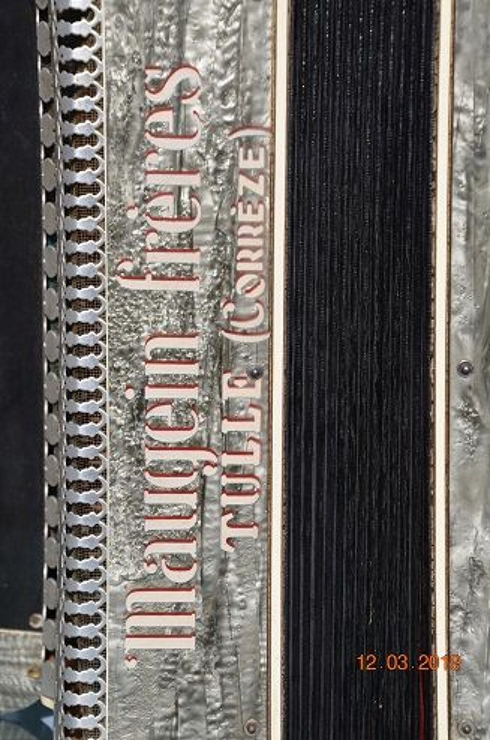 Accord&eacute;on de collection Instruments de musique