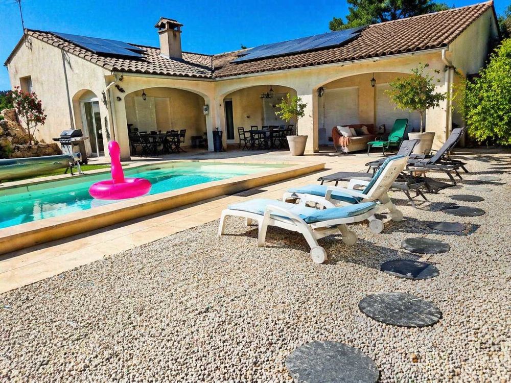 Maison 7 pièces 190 m² · à Aubais · 190 m² · 729 000 €