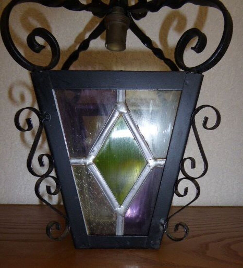 ancienne lanterne en vitrail Dcoration