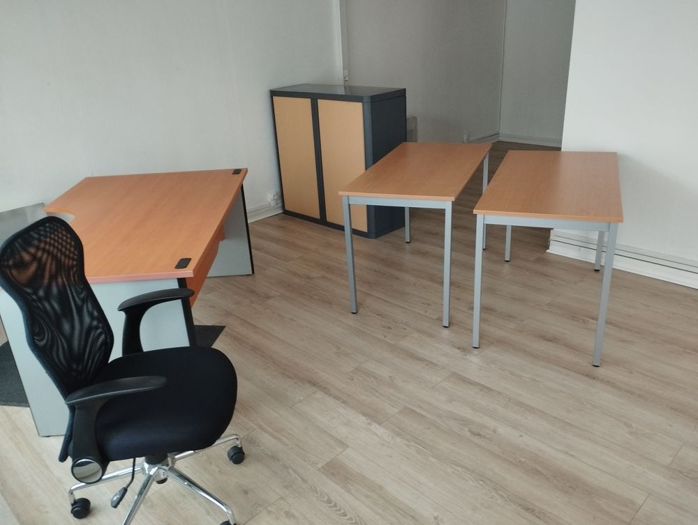 Dijon &agrave; d&eacute;barrasser mobilier de bureau en excellent &eacute;tat Meubles