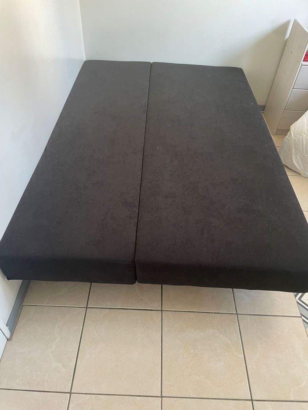 BANQUETTE LIT EN VELOURS Meubles
