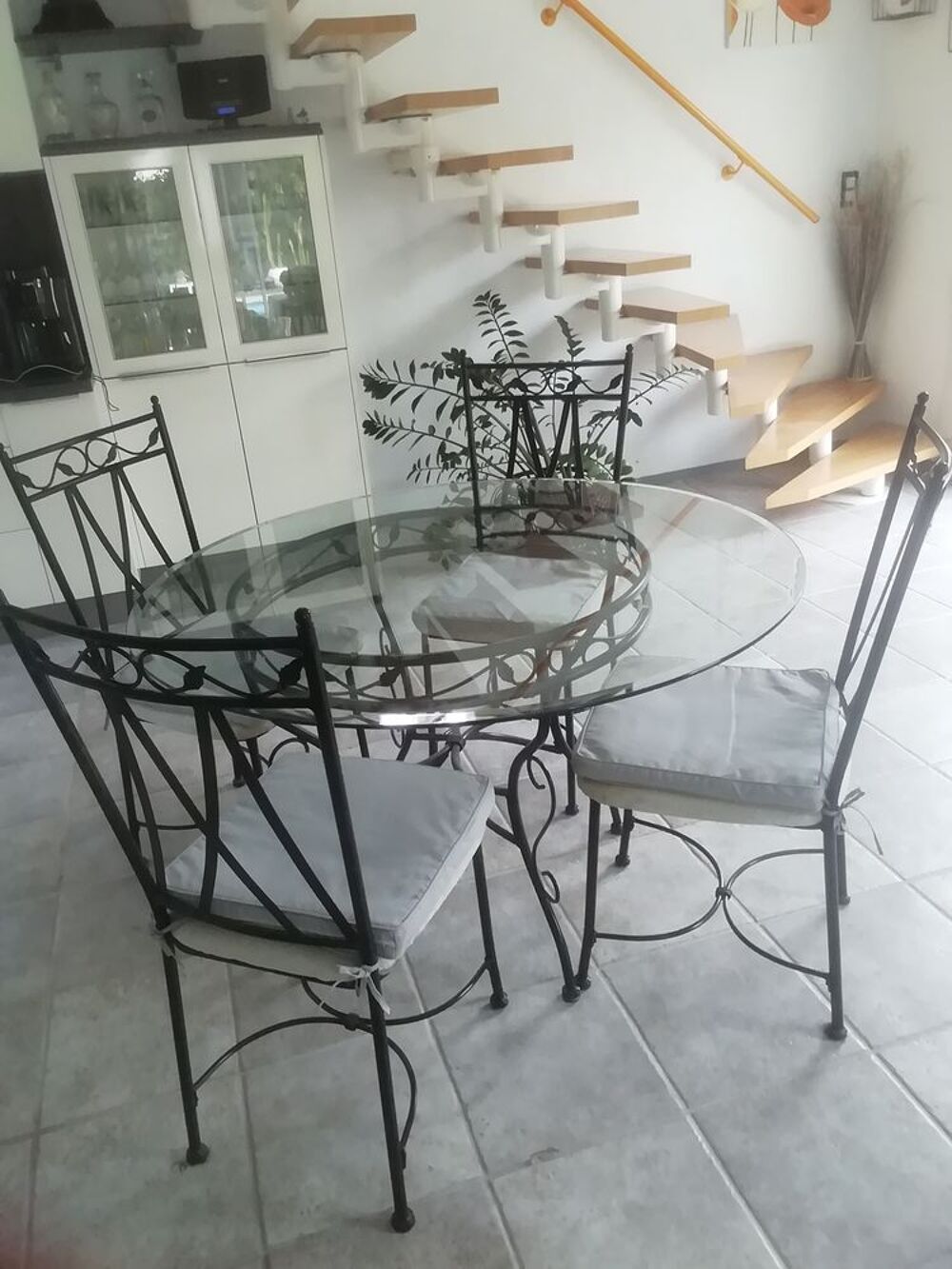 Table et chaises Meubles