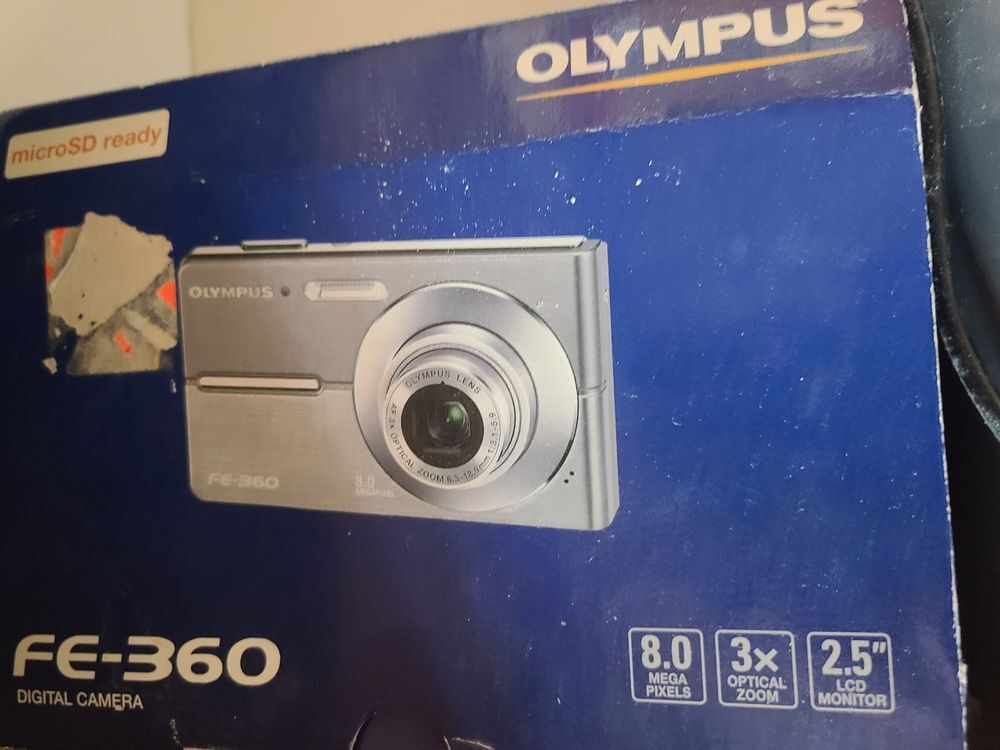 Lot Olympus C?350 + FE?360 (non test&eacute;s) Photos/Video/TV