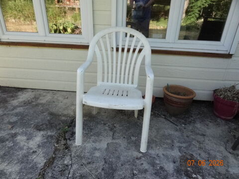 Fauteuil de  jardin  10 Le Latet (39)